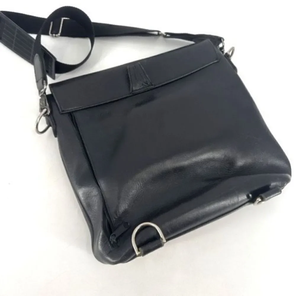 Vintage Village Tannery‎ By Sevestet Men's Large Black Leather Messenger Bag
